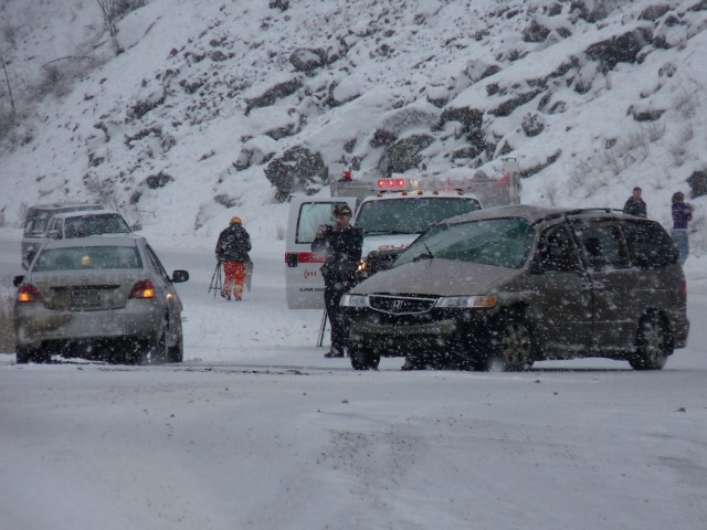Heavy snowfall leaves roads hazardous