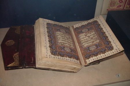 Pressure mounts against Florida church plans to burn Quran