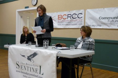 Trustee forum challenged candidates in informal setting