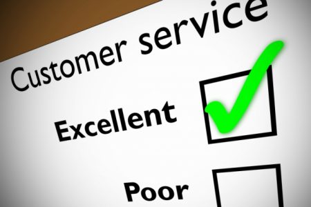 Keep visitors shopping with free customer service course