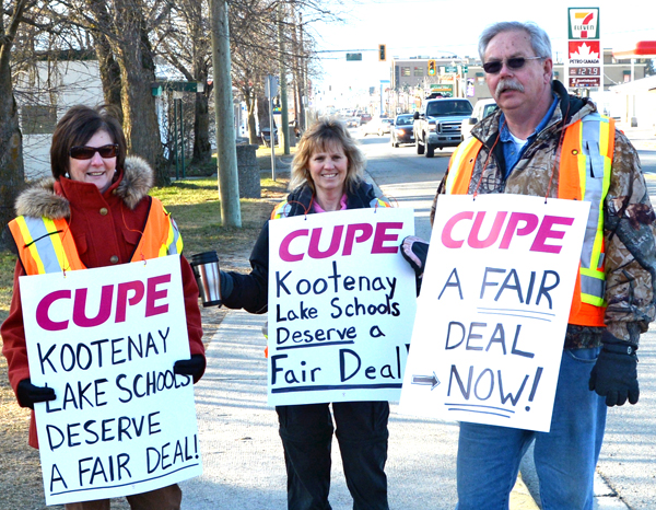 Three Okanagan CUPE unions issue 72-hour strike notice