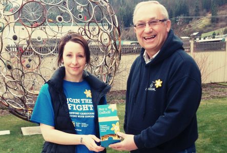 Castlegar kicks off daffodil campaign