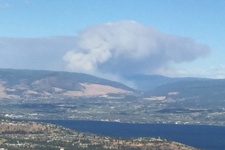 Wildfire closes Highway 33 east of Kelowna