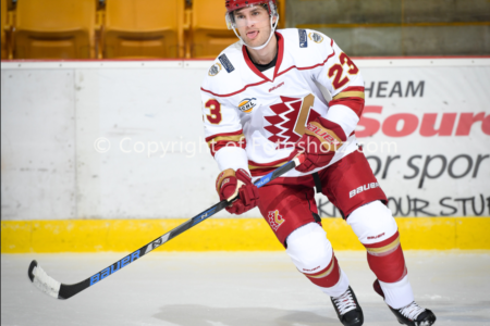 Smoke Eaters Acquire Trevor Peca From Chilliwack